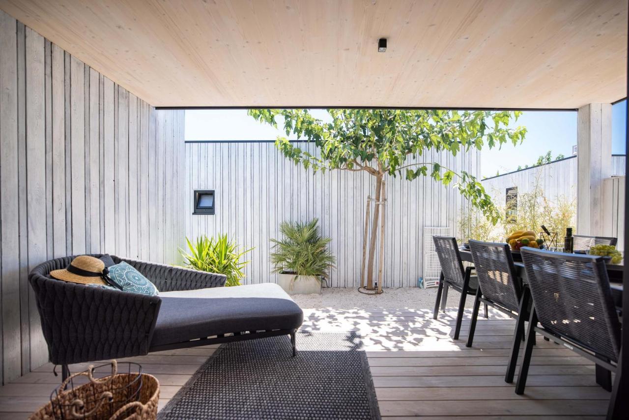Arcadia Eco-Luxe Mobile Homes With Infinity Pool By Oiko Collection Privlaka  Zewnętrze zdjęcie